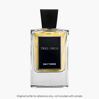 Day Three Fragrances Tres Oros Extrait by Day Three Fragrances for Unisex — fragrance bottle close-up | Venba Fragrance