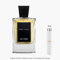 Day Three Fragrances Tres Oros Extrait by Day Three Fragrances for Unisex — fragrance bottle close-up | Venba Fragrance